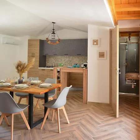 Tatil Evi Front In Solanas, Sinnai With Wifi