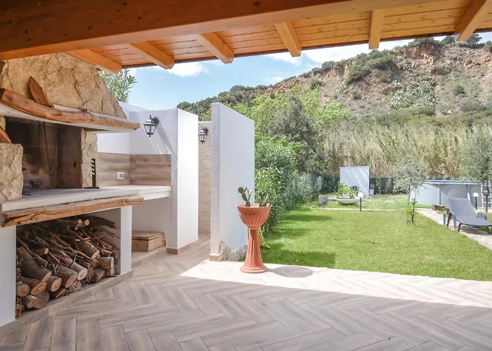 Amazing In Solanas, Sinnai With Wifi Solanas (Cagliari)
